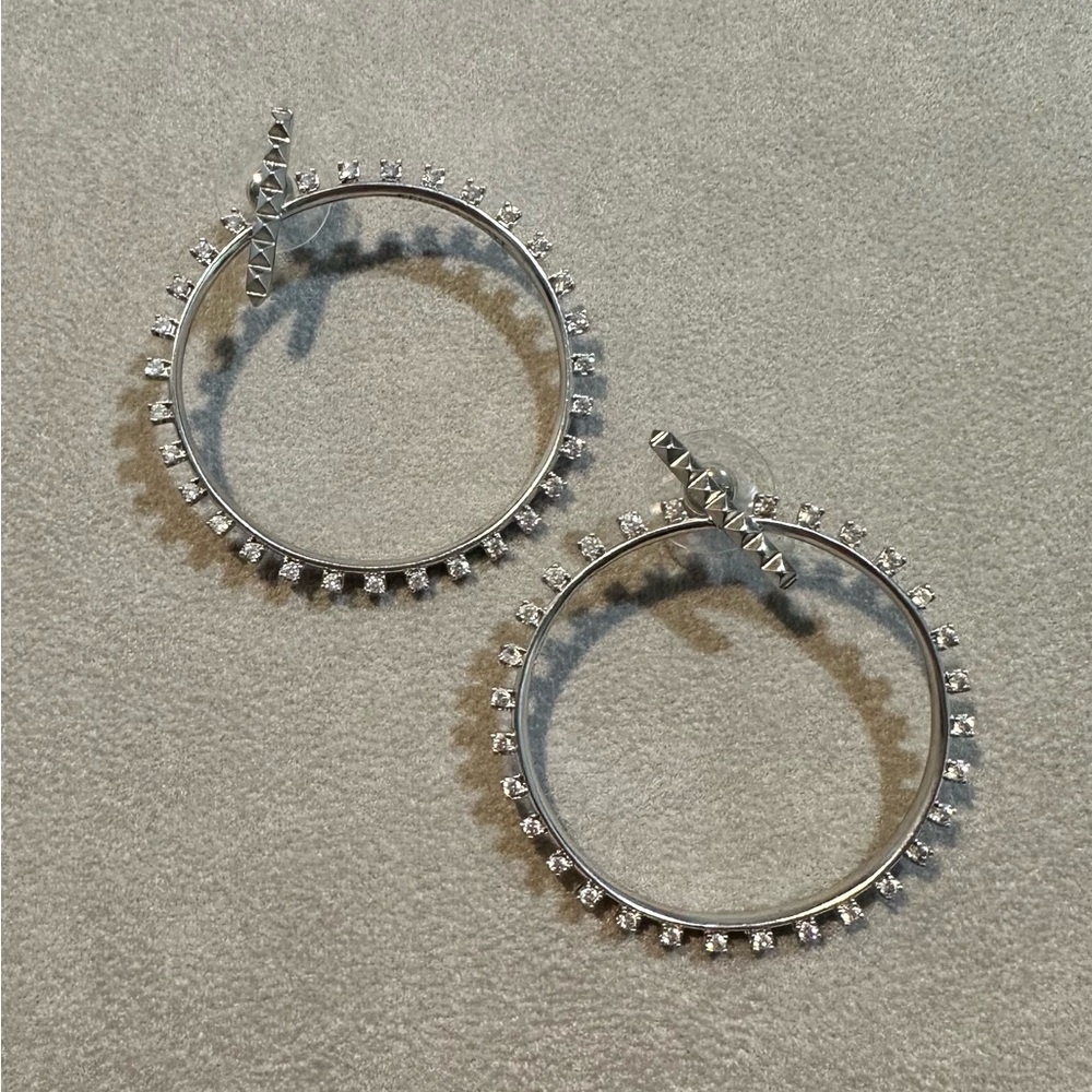 Elegant Silver Kendra Scott Hoop Earrings